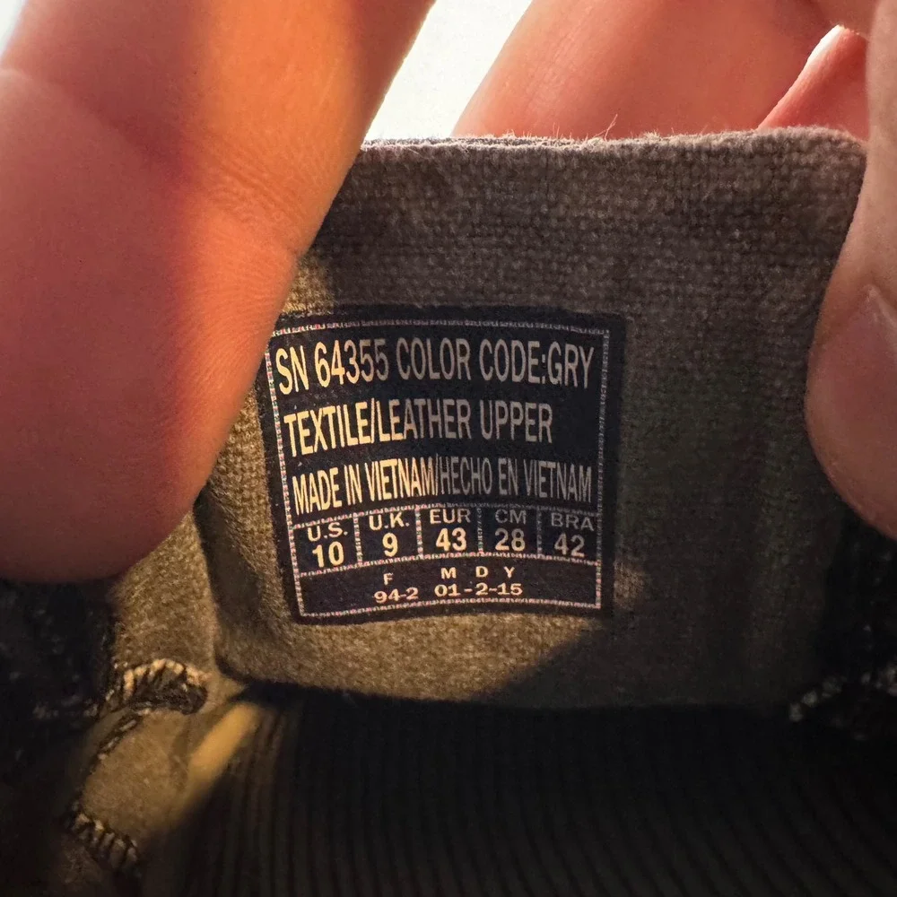 Skechers good used
